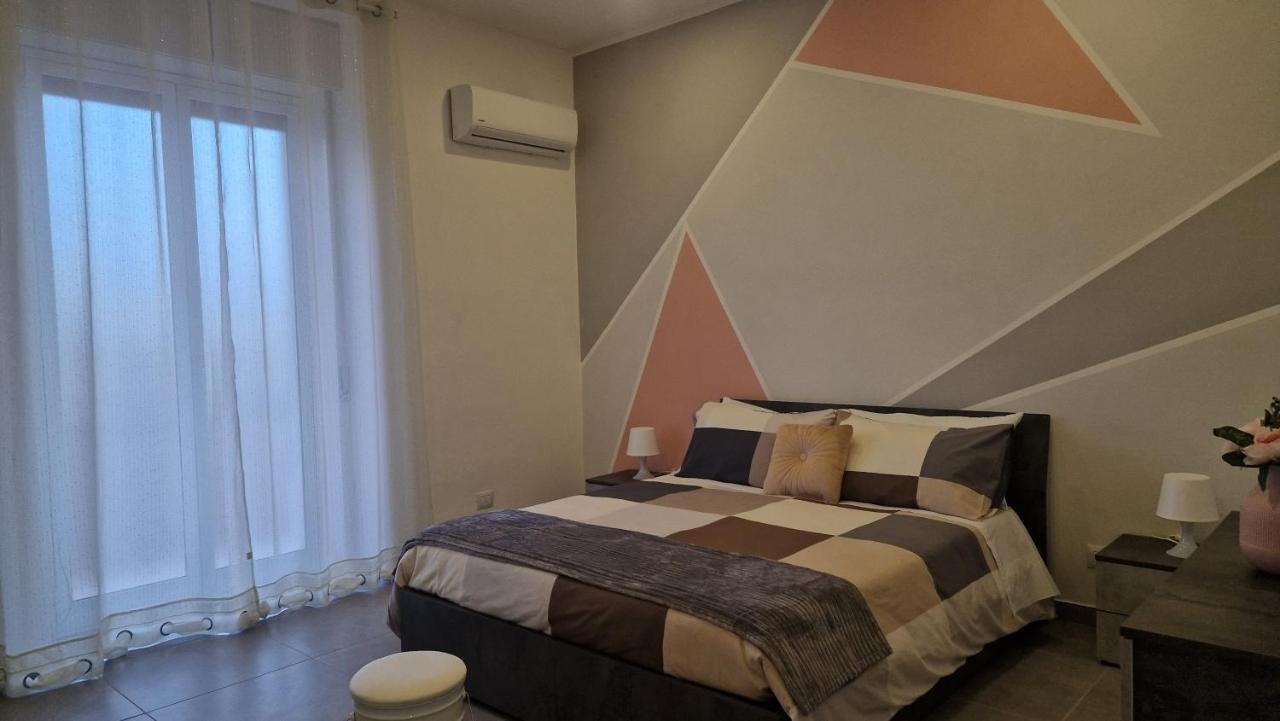 Dimora Della Concordia Apartment Catania Bagian luar foto