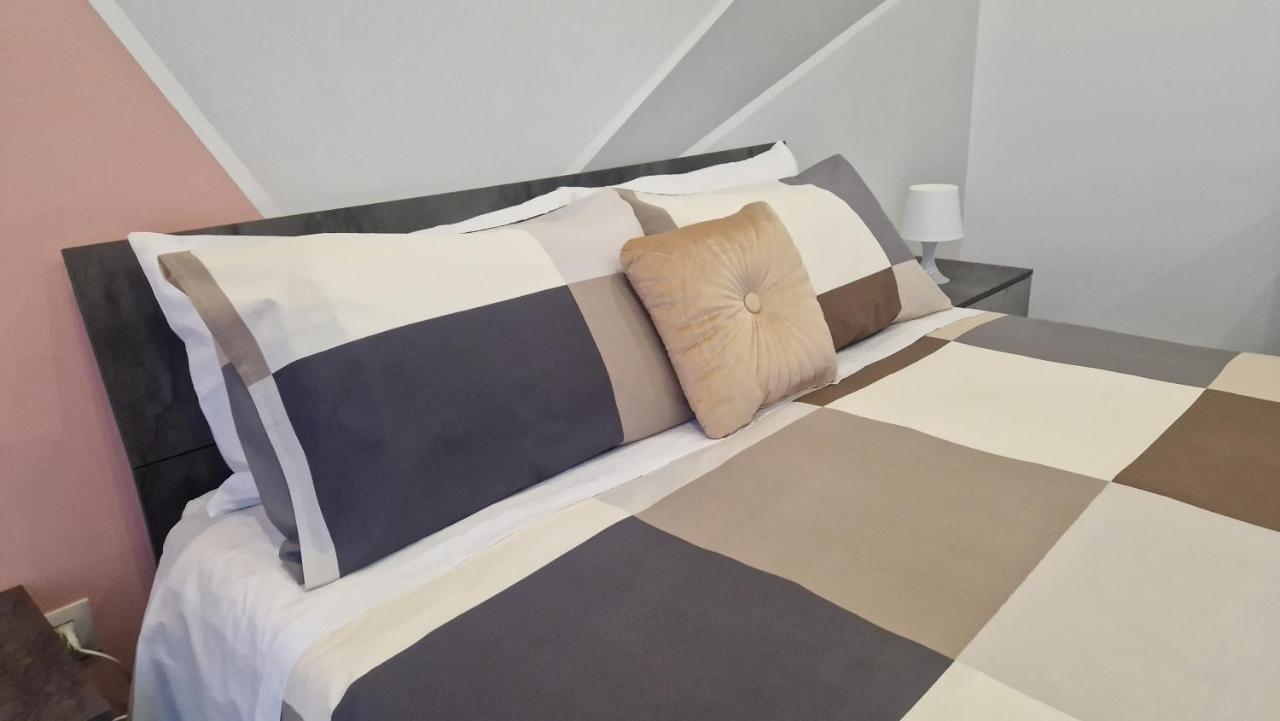 Dimora Della Concordia Apartment Catania Bagian luar foto